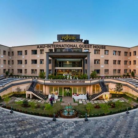 Hotel Rohika Aau-Igh Guváhátí Exteriér fotografie