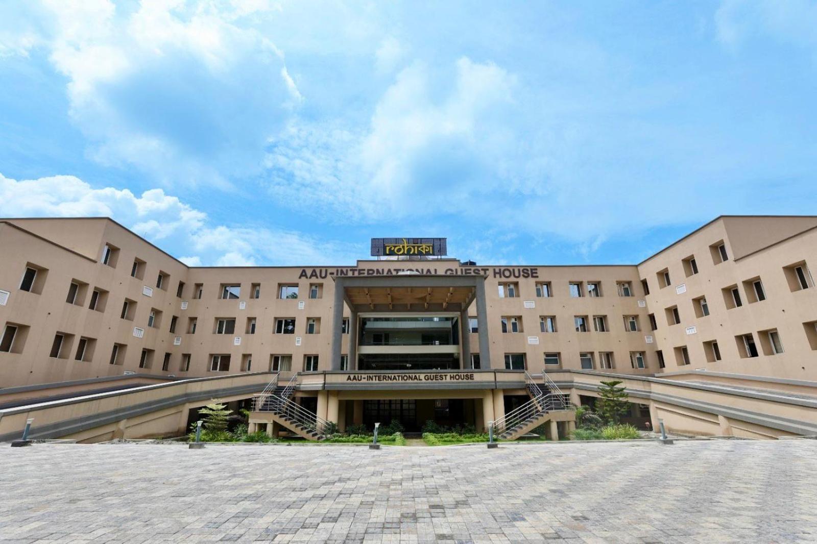 Hotel Rohika Aau-Igh Guváhátí Exteriér fotografie