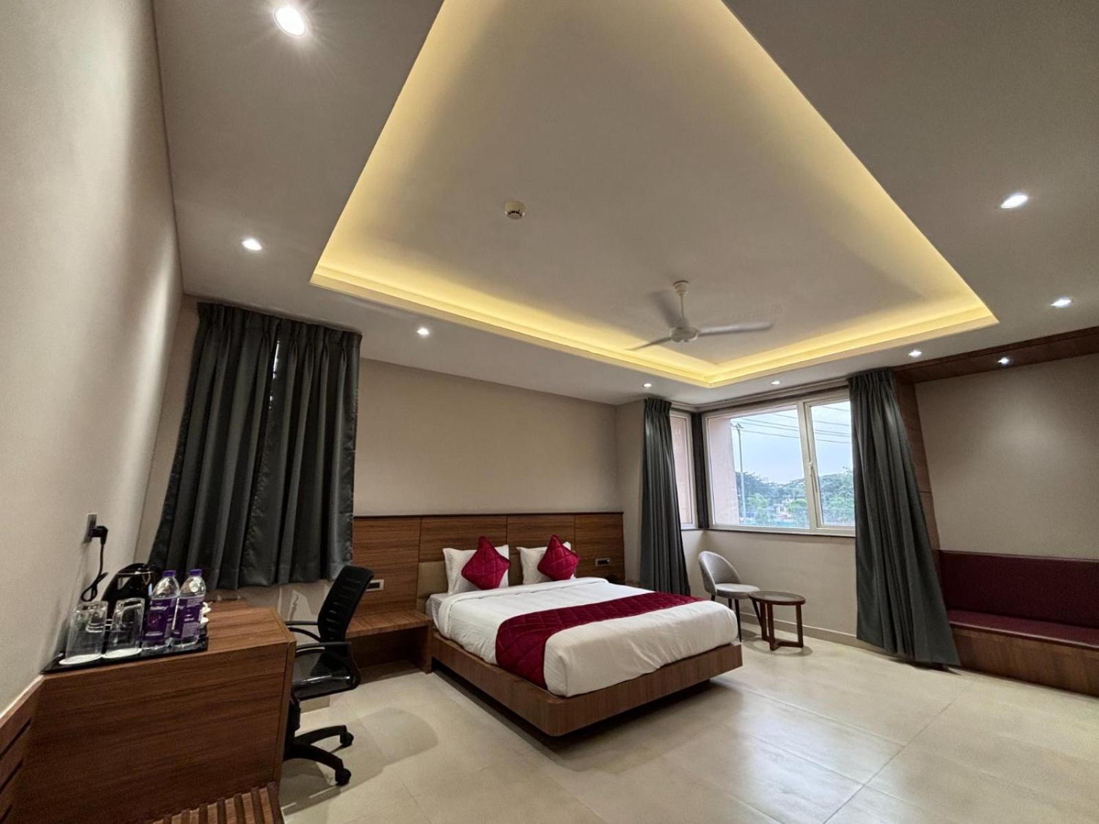 Hotel Rohika Aau-Igh Guváhátí Exteriér fotografie